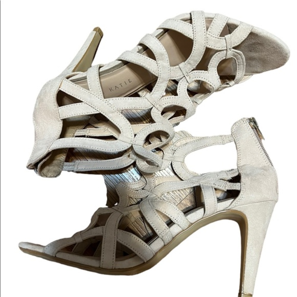 Kelly & Katie Talinia Beige Open Toe High Heals Size 9